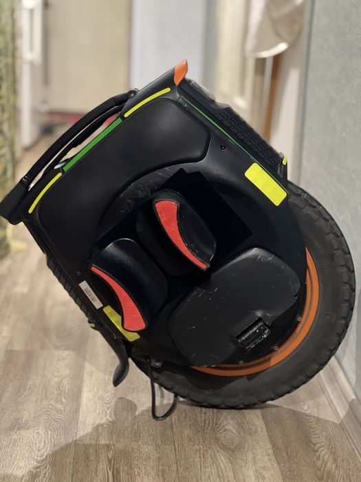 Моноколесо INMOTION V12 HT (High Torque) — Офіційне, Відмінний стан