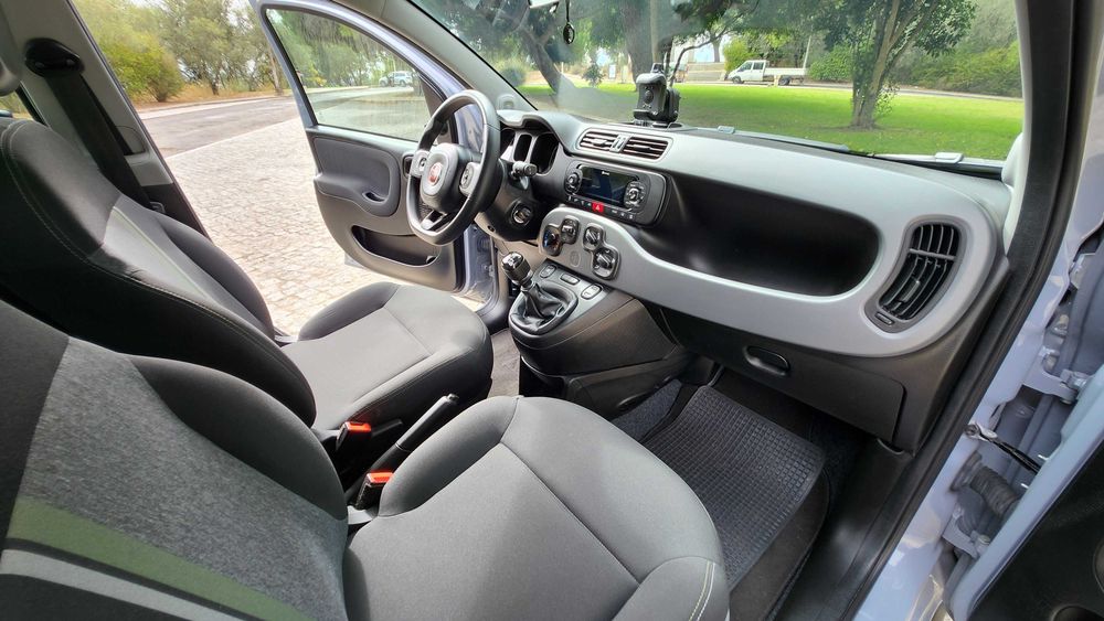 Fiat Panda City Cross Hybrid como NOVO