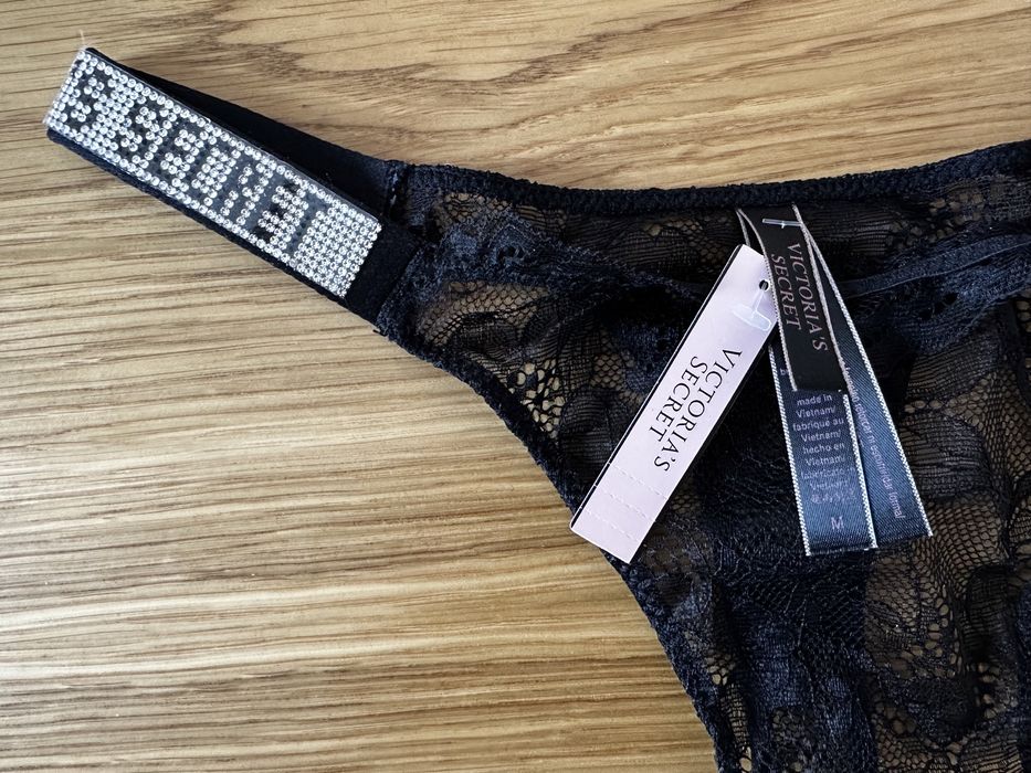 Stringi Victoria’s Secret rozmiar S / M, cyrkonie