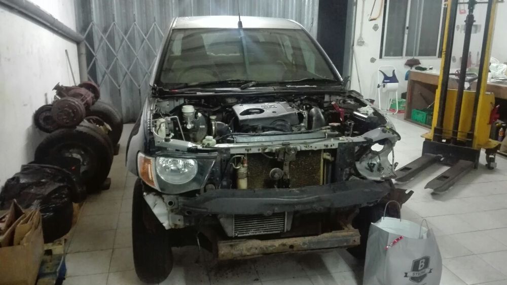 Mitsubishi L200 pecas