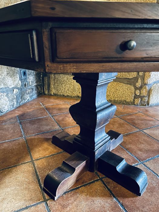 Mesa de jogo em Castanho Velho | Antiguidade IMPECAVEL