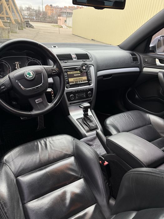 Shkoda Oktavia WRS 2L TSI