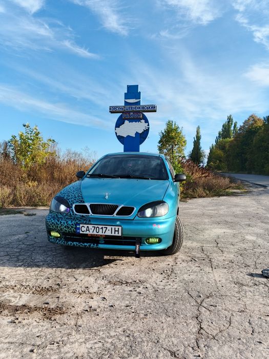 Продається Ланос 1998року