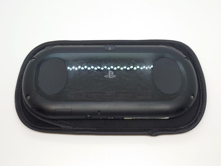 PS Vita Slim 16 gb з іграми + чохол