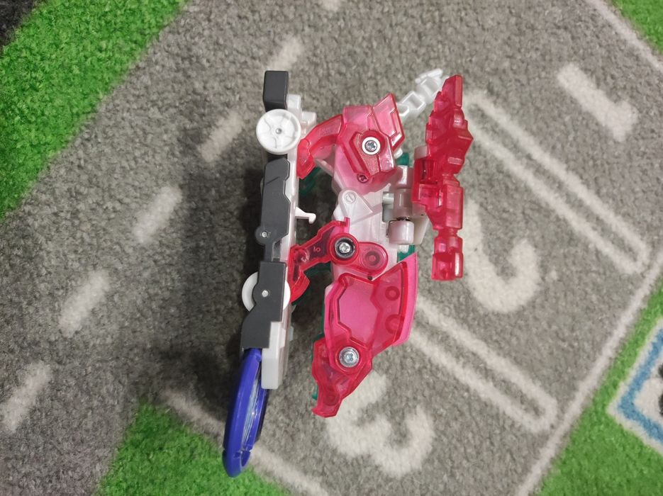 машинка-трансформер Screechers Wild