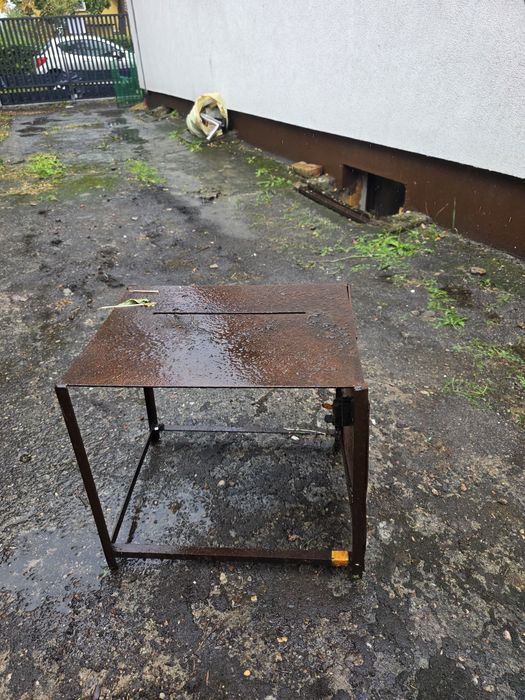 Stolik po pile tarczowej