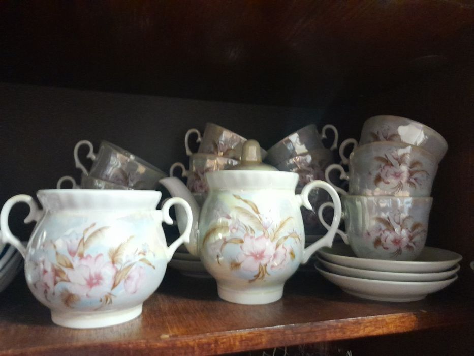 Продам набор чашек