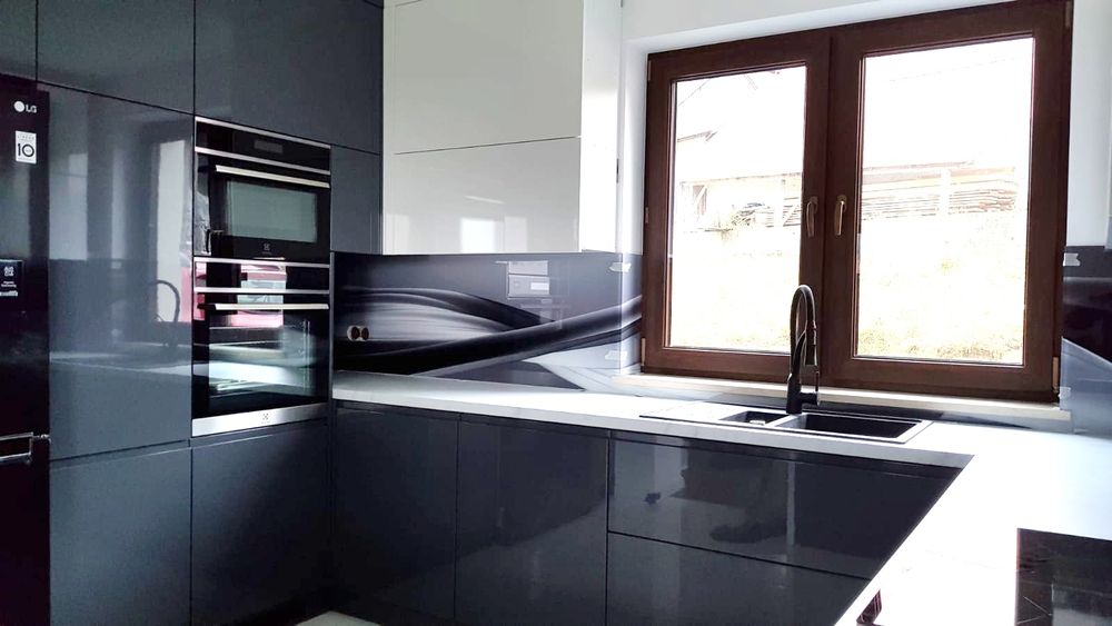 płytka  lacobel  panel szklany nadruk UV kuchnia