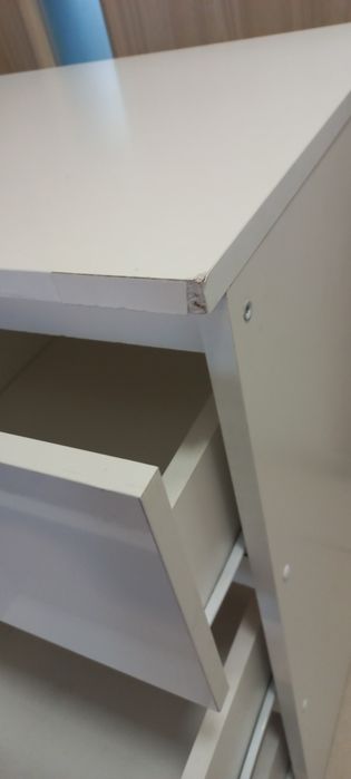 Biurko z szufladami 90cm