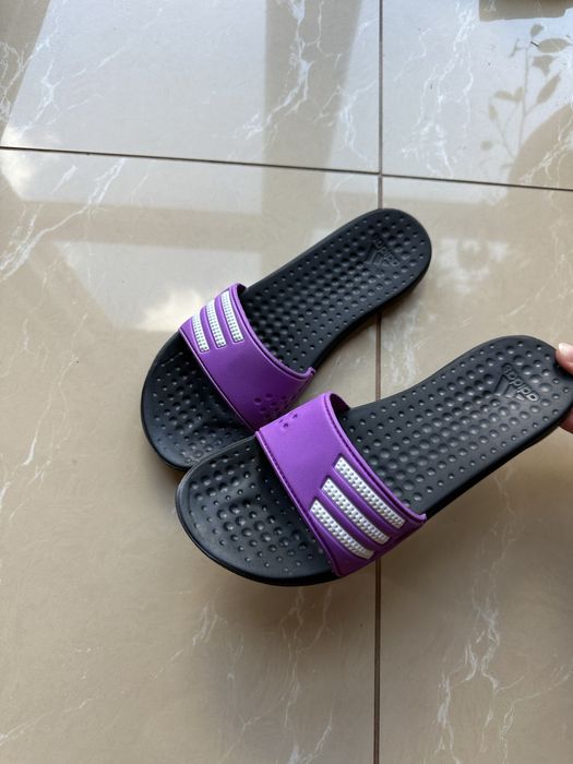 Шльопанці Adidas 24 см 37 нові