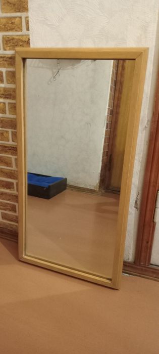 Зеркало настенное