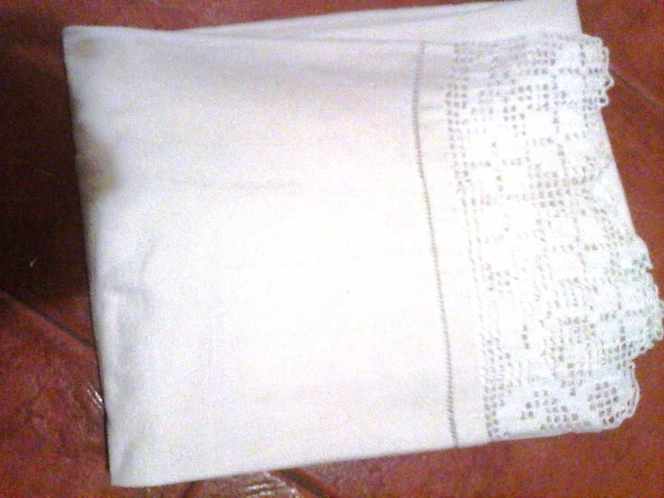 toalhas, crochet e linho muito antigas