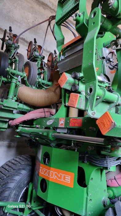 Siewnik do zboża Kukurydzy Słonecznika Buraków Amazone EDX 6000-TC