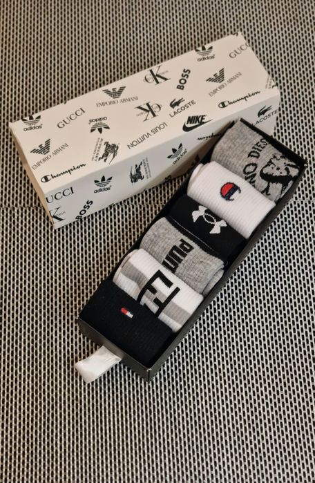 Skarpetki długi różnych marek. 6szt w pudełku