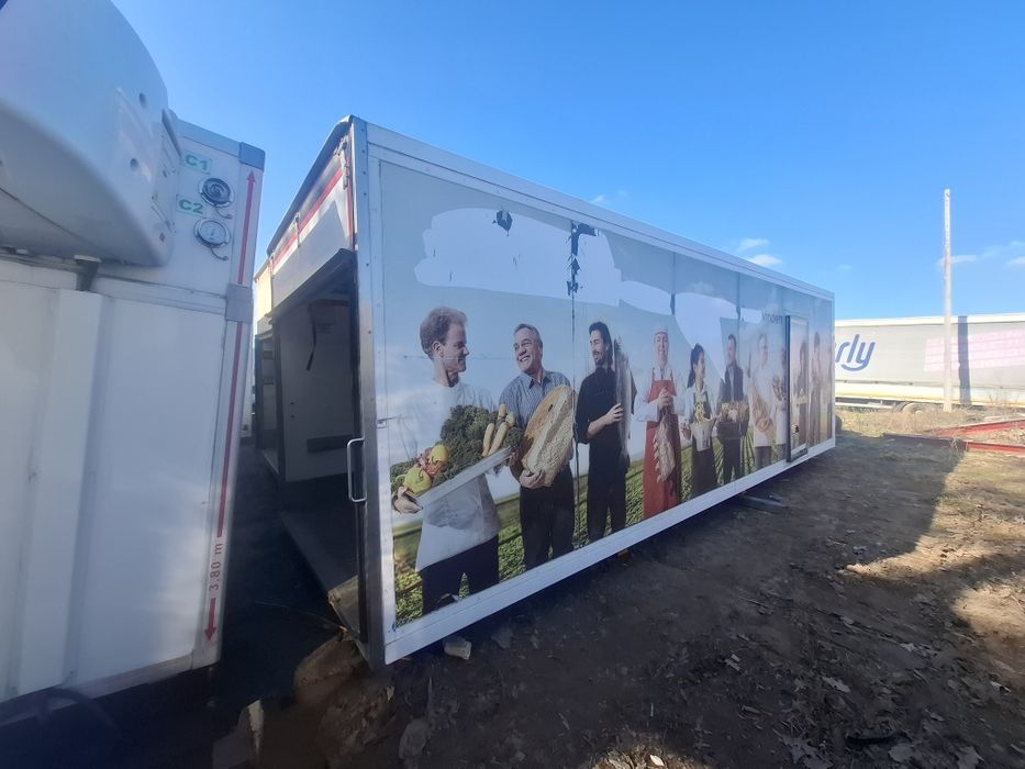 Chłodnia 7.40 pod windę  16rok