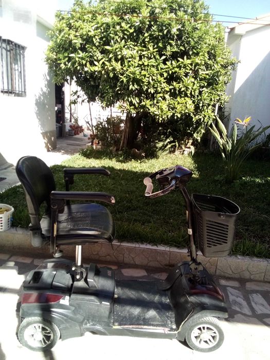 Scooter Elétrica Mobilidade Reduzida (Egiro)