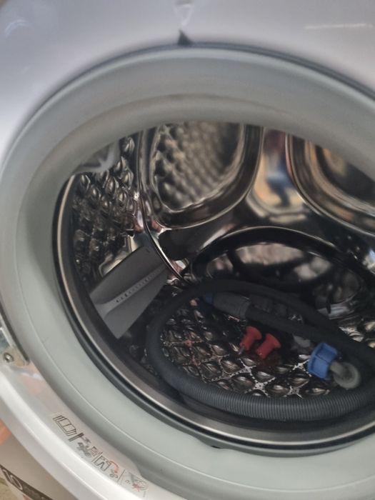 Pralka AEG 7000 series ProSteam z funkcją pary