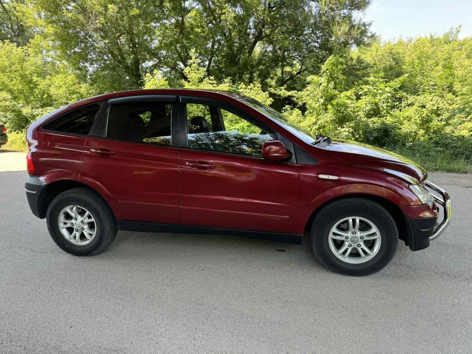 Продам Ssang Yong Actyon 2,0 дизель автомат 2007год