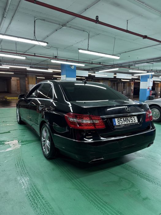 Mercedes-Benz E250 CDI 2011 com 295,000km barulho no motor mas andar