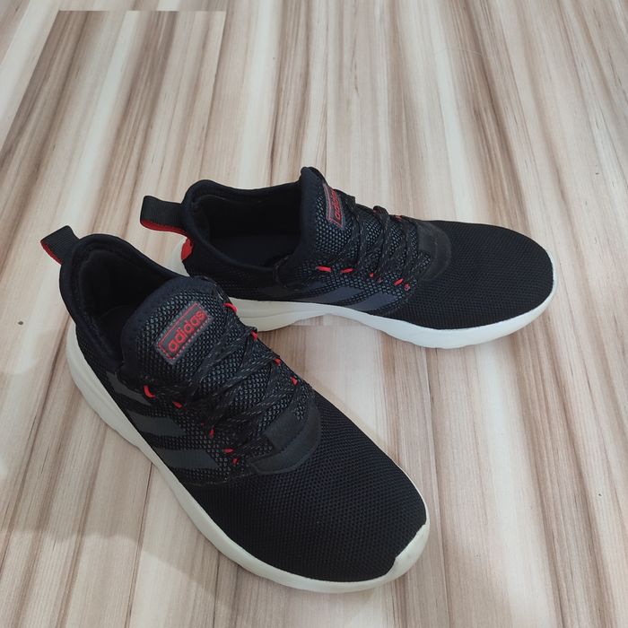 Sprzedam męskie buty Adidas rozmiar 42