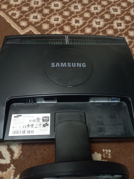 Компьютер и монитор