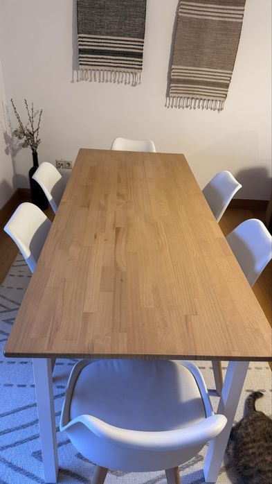 Mesa de jantar IKEA com 6 cadeiras