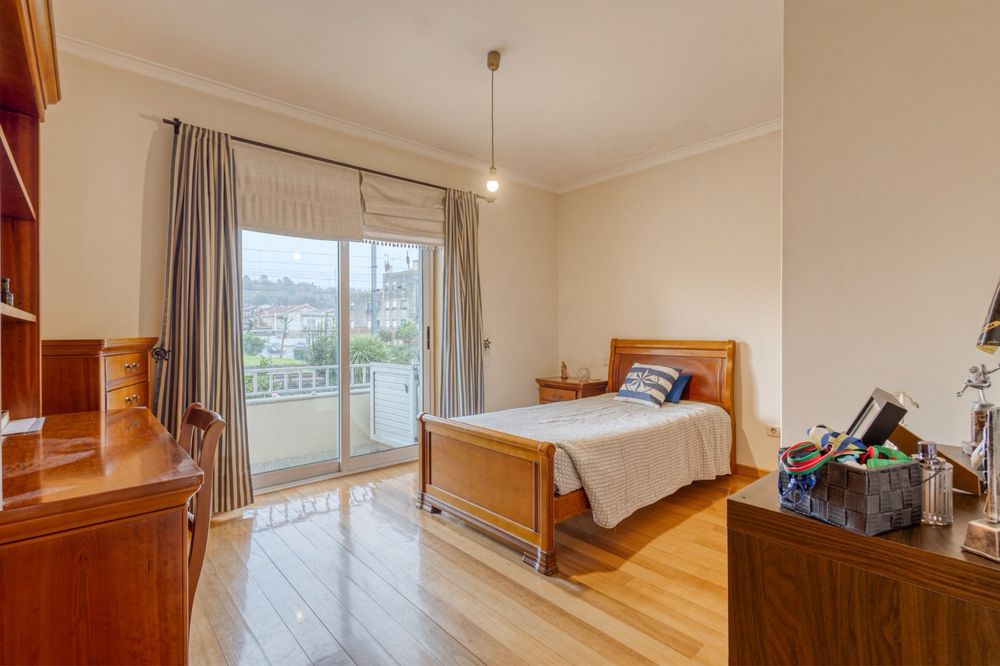 Moradia T4 - Valongo (Porto)