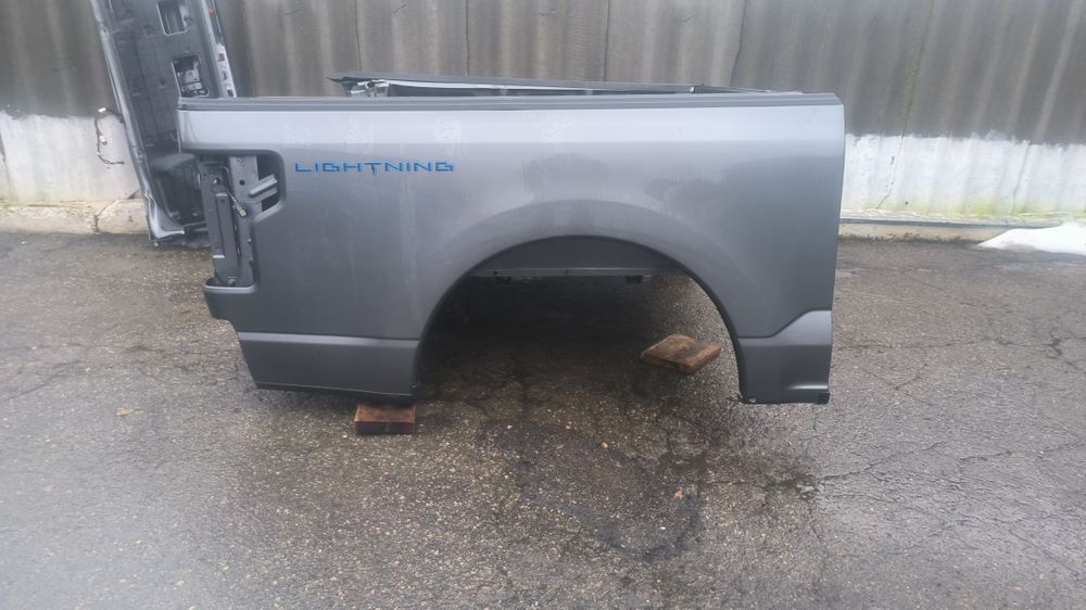 Ford F-150 Lightning кабіна двері кузов
