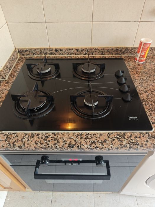 Kit de cozinha, fogão, forno, exaustor, forninho,de mudança pra vender rápido