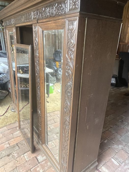 Szafa-biblioteczka zabytkowa