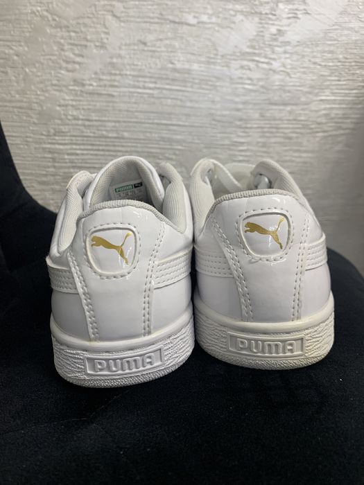 Жіночі кросівки Puma Basket Heart Patent