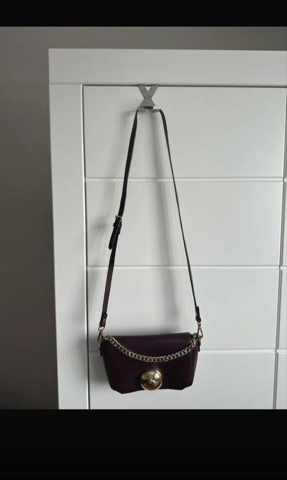 Burgundowa torebka na ramie Zara