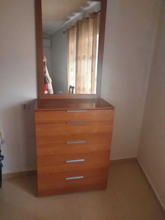 Comoda e 2 mesas cabeçeira