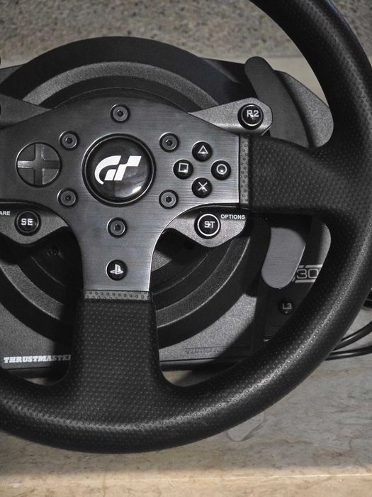 Volante Thrustmaster T300 RS GT + pedais Raceline LTE + grampo