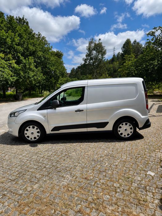 Ford Transit Connect 3 lugares Ac 2020