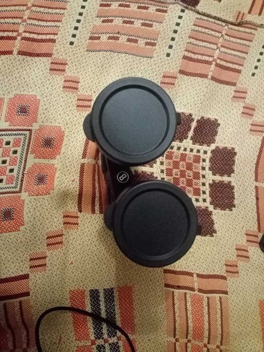Міцний бінокль з культової серії Bushnell Legend