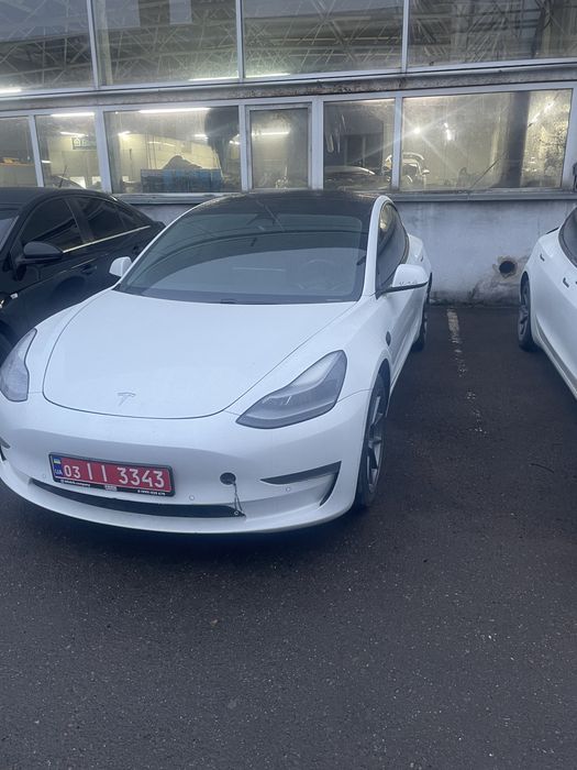 Tesla Model 3 White