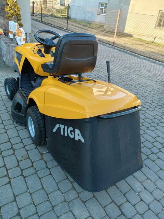 Kosiarka traktorek Stiga Estate 21KM