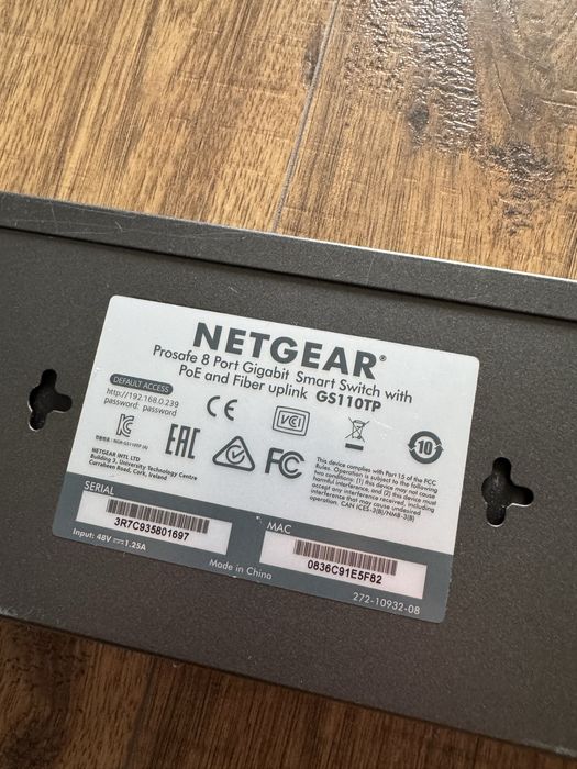 Switch Netgear GS110TP