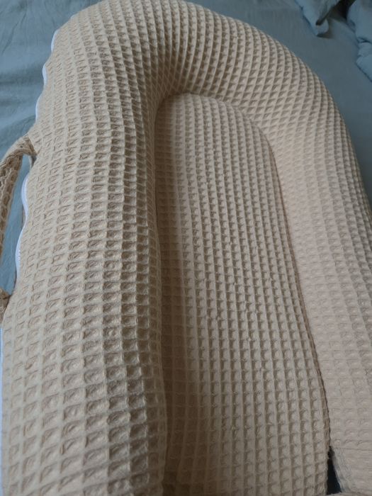 Кокон для немовлят