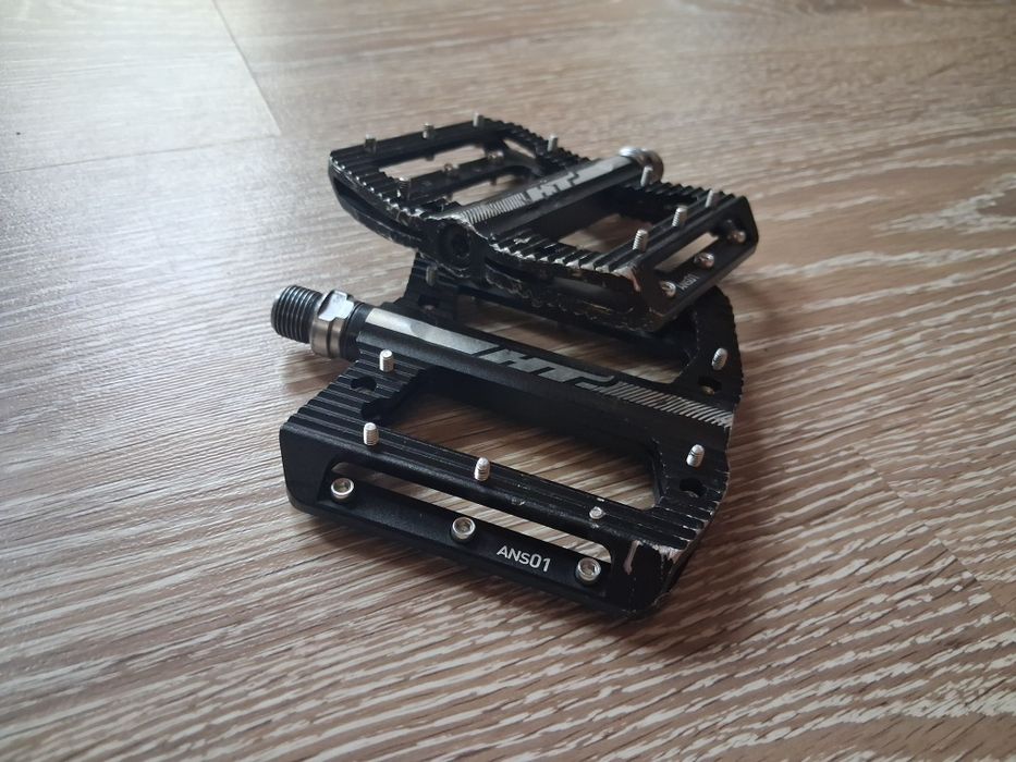 Педалі Dmr Bikes V6, Wellgo B-77, HT Components ANS01 педалі велосипеда топталки