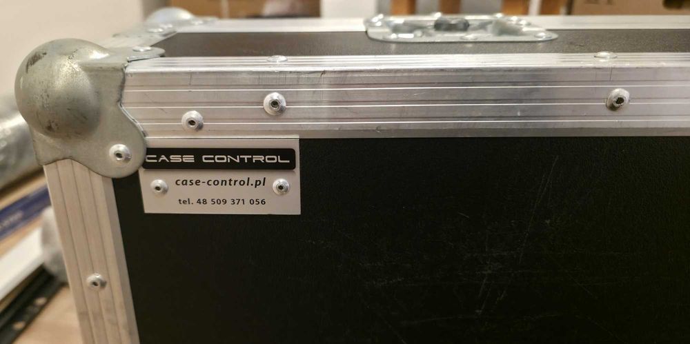 Yamaha Motif ES7 + Flight Case