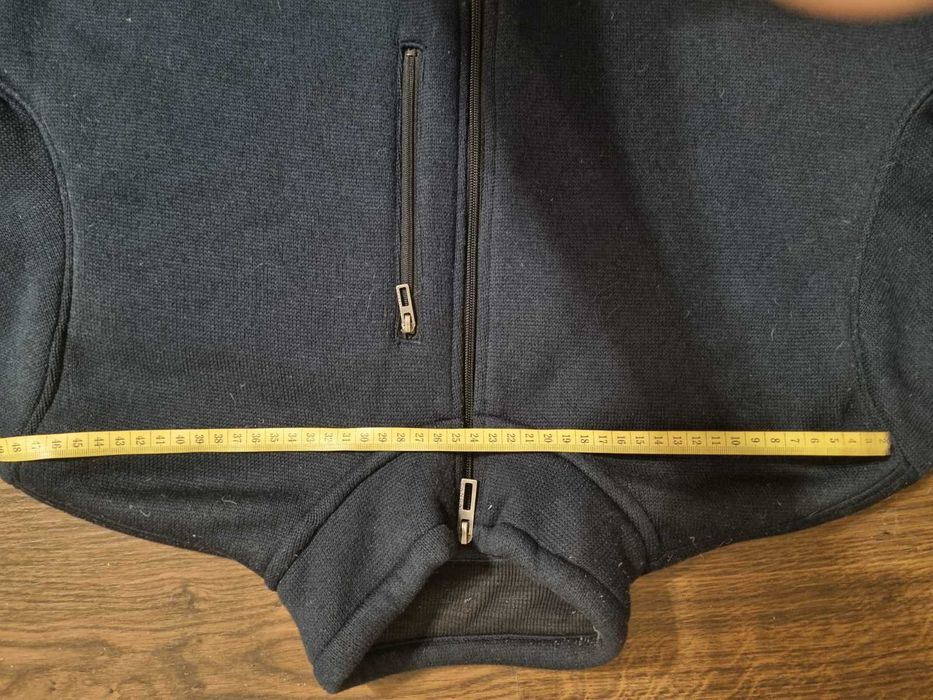 Кофта Canada розмір М