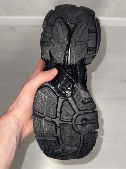 В УКРАЇНІ! Balenciaga Runner 7.5 LED Black