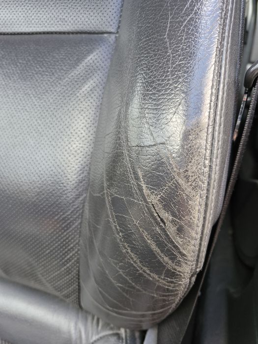 Салон сидіння натуральна шкіра  Opel Astra H 2004-11 універсал Recaro