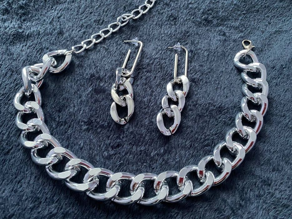 Цепочка и серьги. Набор бижутерии. Новый.