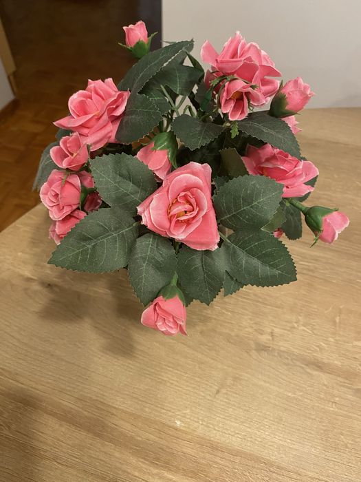 Lindo vasinhho de flores artificiais