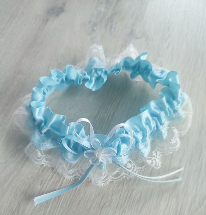 Błękitna podwiązka