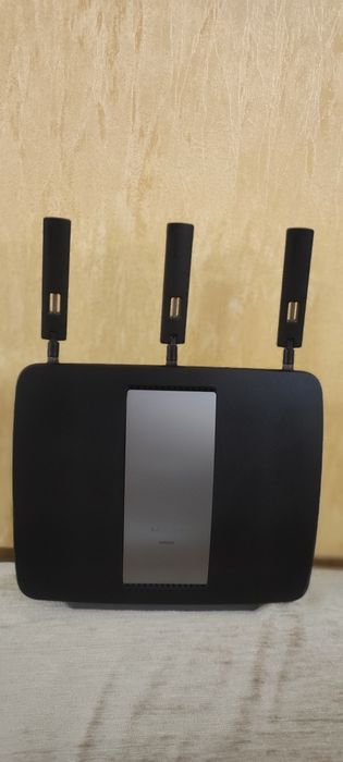 Wi-Fi роутер  Linksys EA9200  AC3200