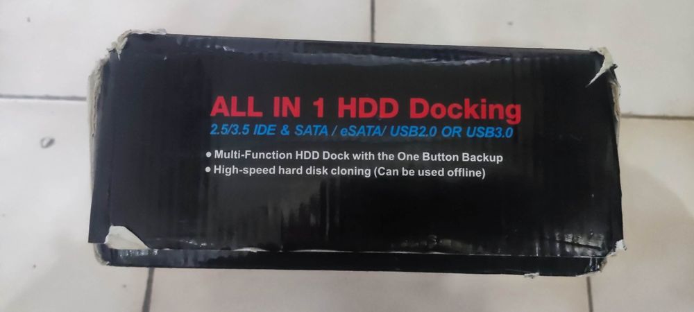 Docking para discos HD e Sata e cartão